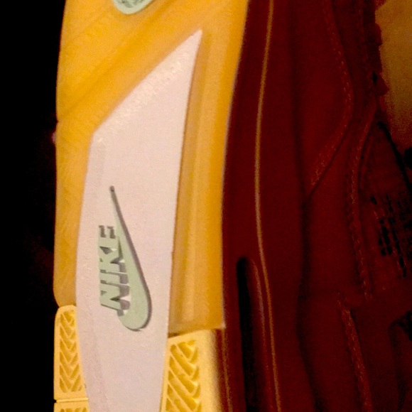 Jordan 4s off white never worn Been in my safe for few weeks I’m asking $1100 - Picture 6 of 6